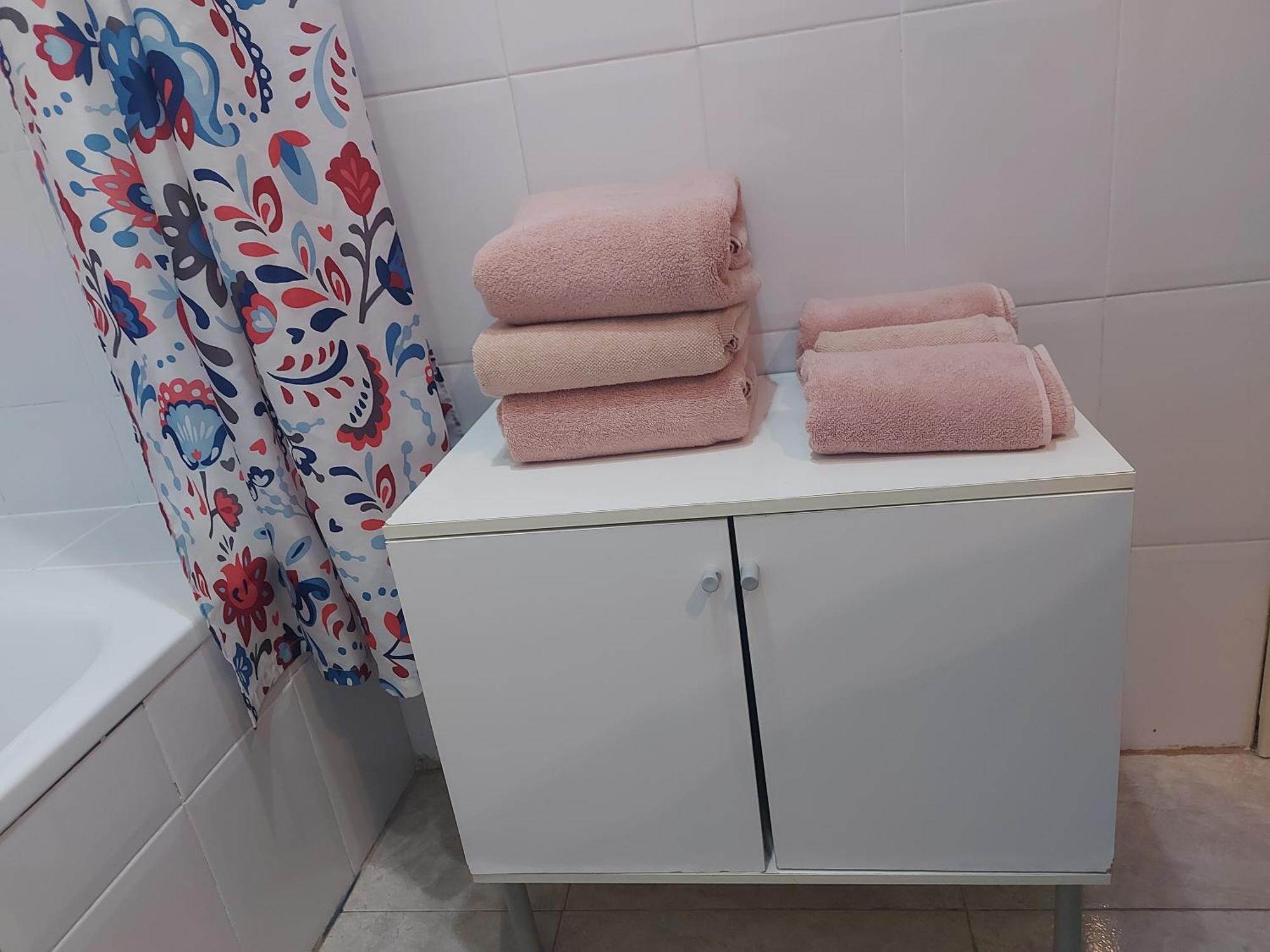 Flat In - Perfect Location *